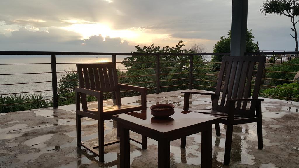 אונה ואטונה Rumassala Villas חדר תמונה