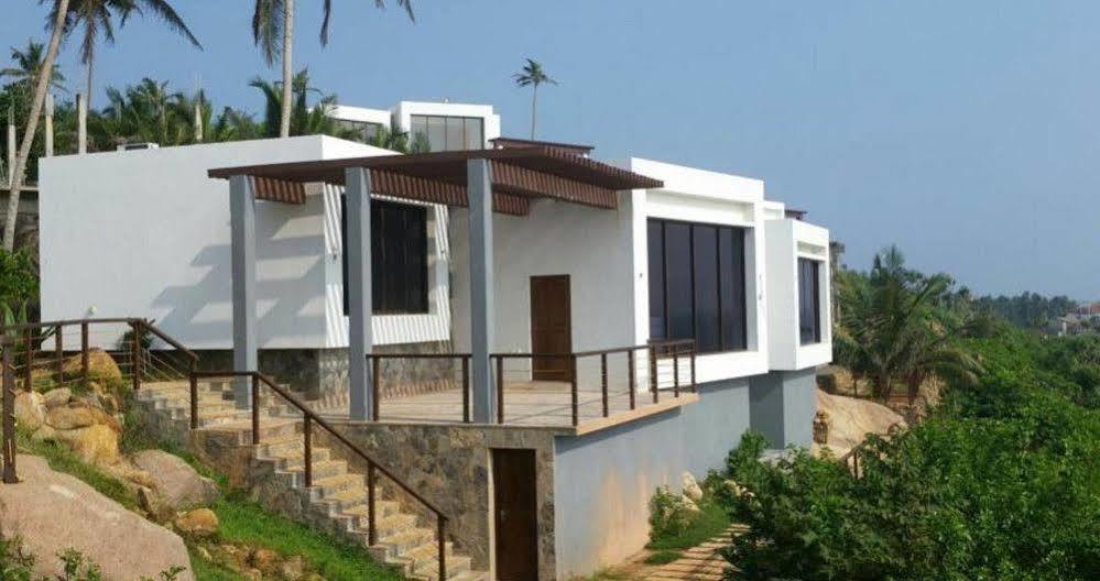 אונה ואטונה Rumassala Villas מראה חיצוני תמונה